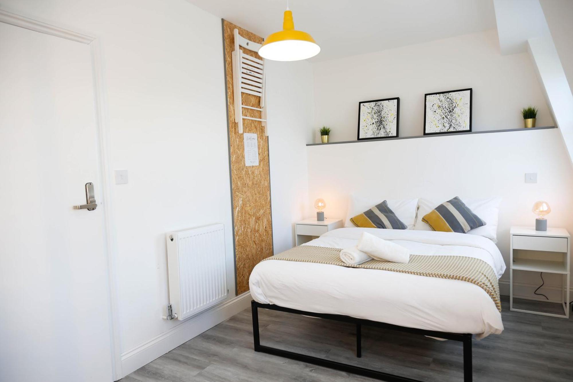 Luxury Rooms In Camden Town Near Shops, Cafes, Bars & Metro With Shared Bathrooms لندن المظهر الخارجي الصورة
